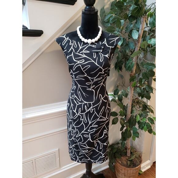 AGB Sheath Dress Women Size 16 Black & White Prada Boat Neck Sleeveless Pullover - Picture 1 of 14